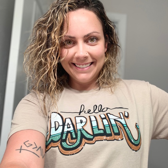 Hello Darlin tee - Picture 1 of 2